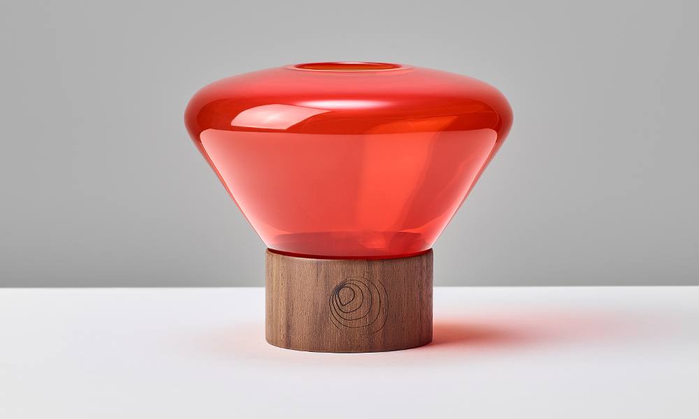 Brokis Muffins Candleholder – an experience by both day and night