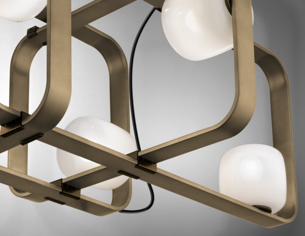 The Vistosi Groove is a new collection of suspension lamps